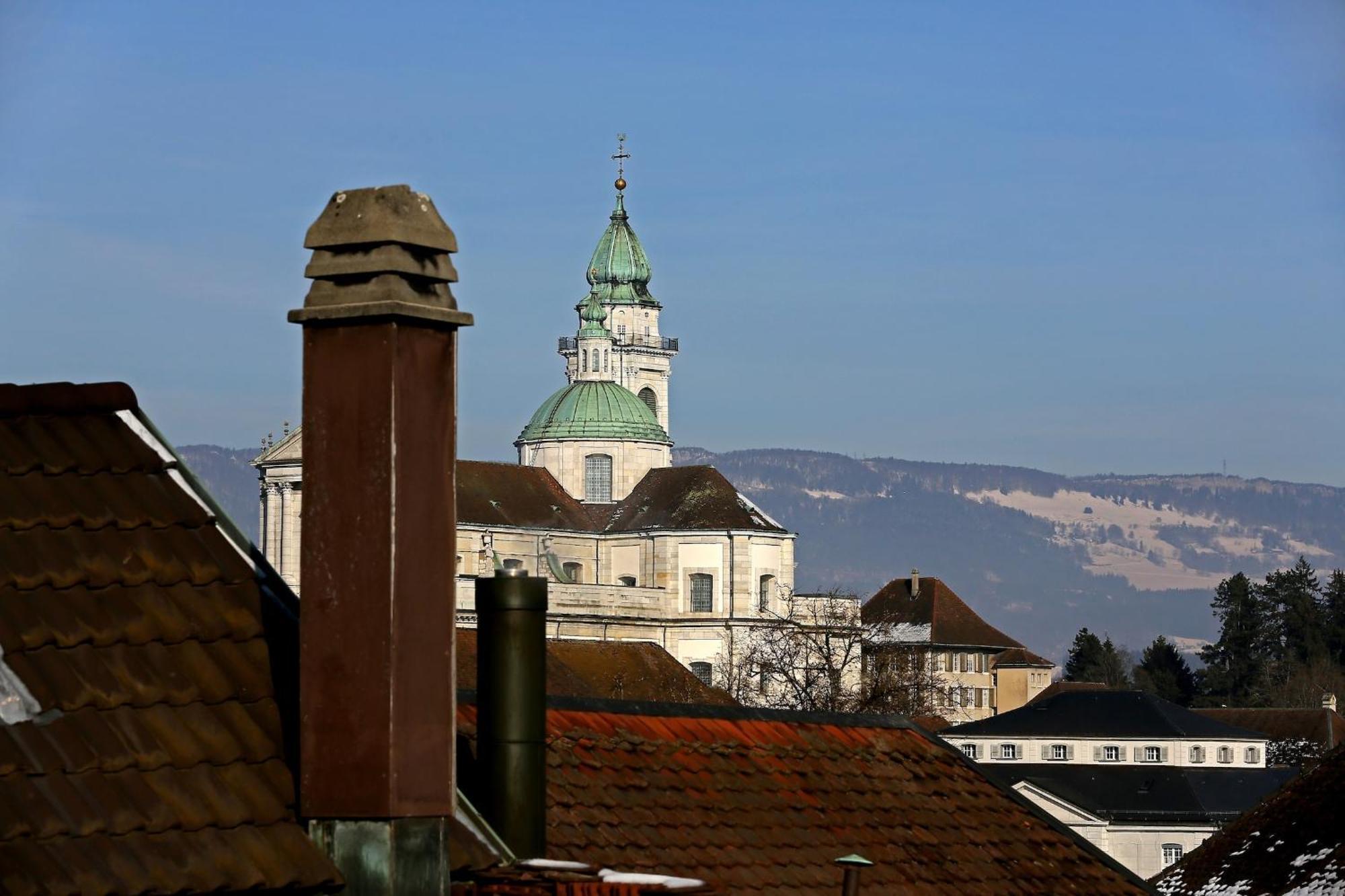 Hotel Roter Ochsen โซโลทูร์น ภายนอก รูปภาพ