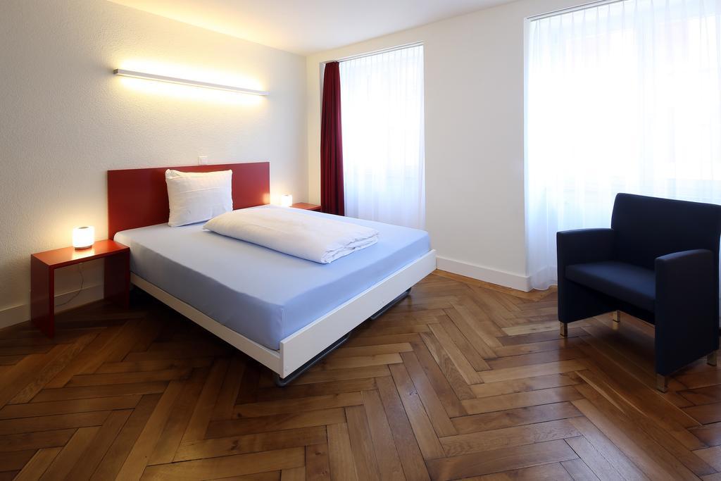 Hotel Roter Ochsen โซโลทูร์น ภายนอก รูปภาพ