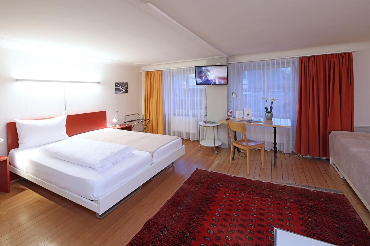 Hotel Roter Ochsen โซโลทูร์น ภายนอก รูปภาพ