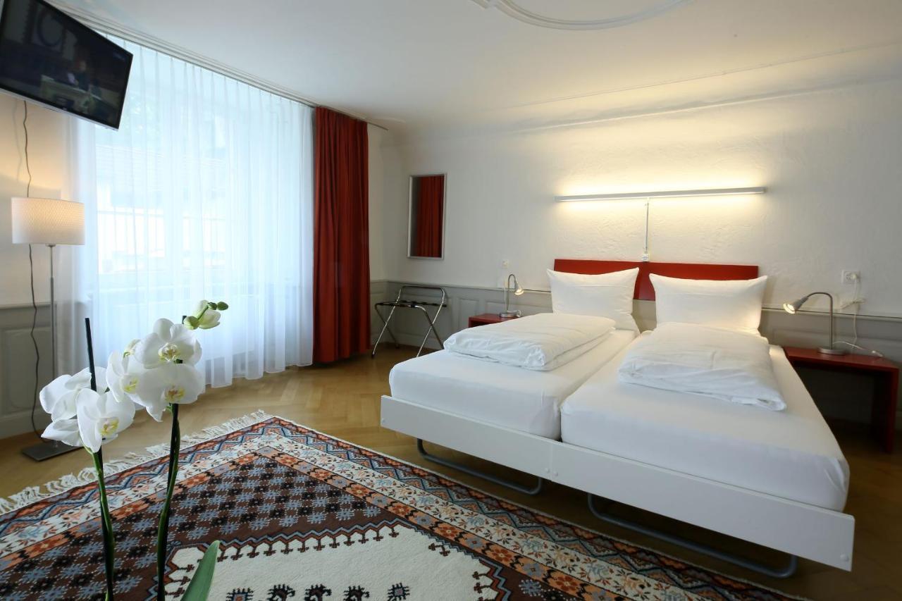 Hotel Roter Ochsen โซโลทูร์น ภายนอก รูปภาพ